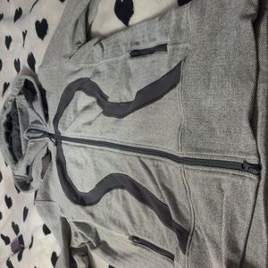 Lululemon sweater grey size 10